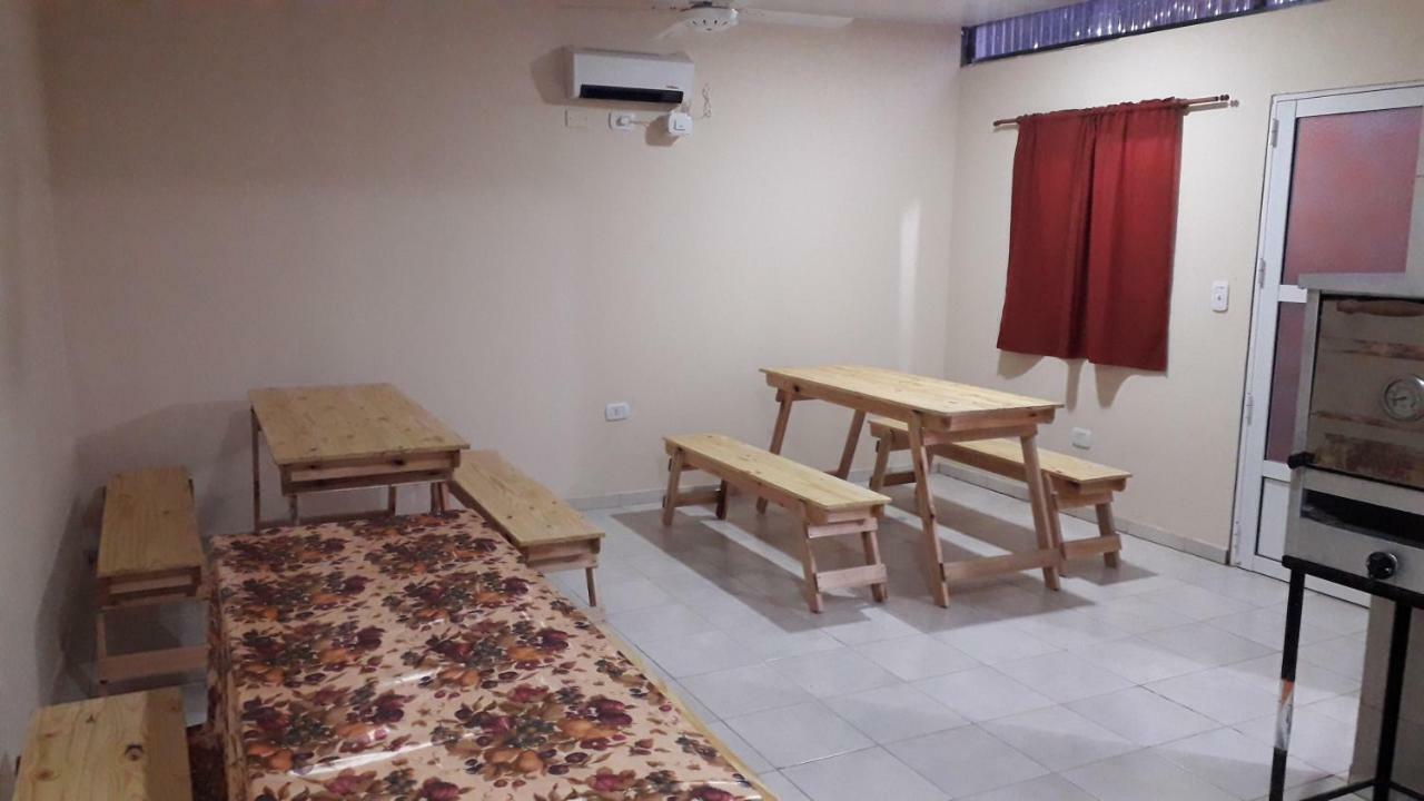 Apartamentos Rio Uruguay Colón エクステリア 写真